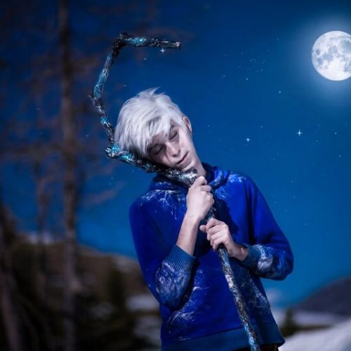 Jack Frost cosplay DreamWorks Animation - Le 5 leggende - Rise of the guardians - Gab Cosplay - Cosplayer italiano